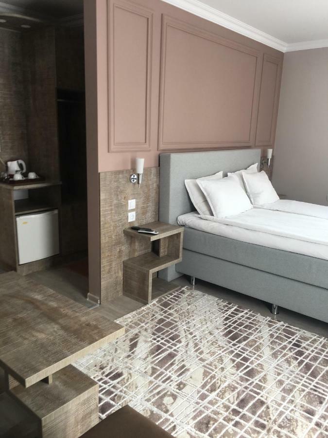 Hotel Dali Plovdiv Kültér fotó